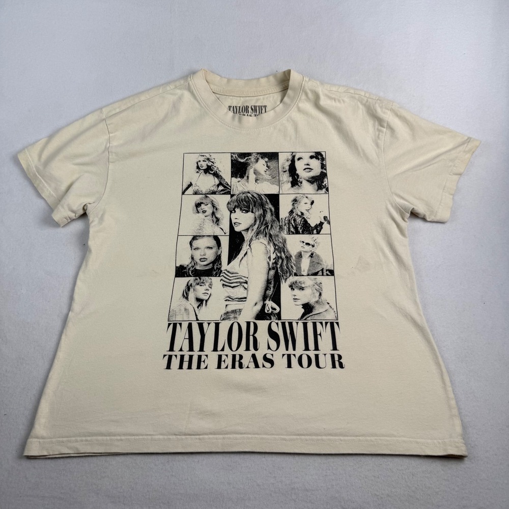 Taylor Swift The Eras Tour Graphic Merch T-Shirt Size Small‎